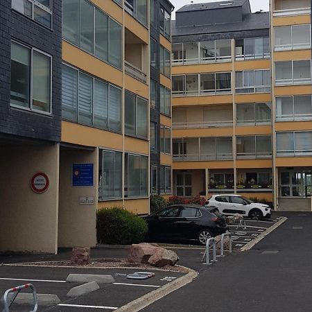Beau T2 Face A Juno Beach Avec Parking Prive - Fr-1-746-7 Courseulles-sur-Mer Exterior photo